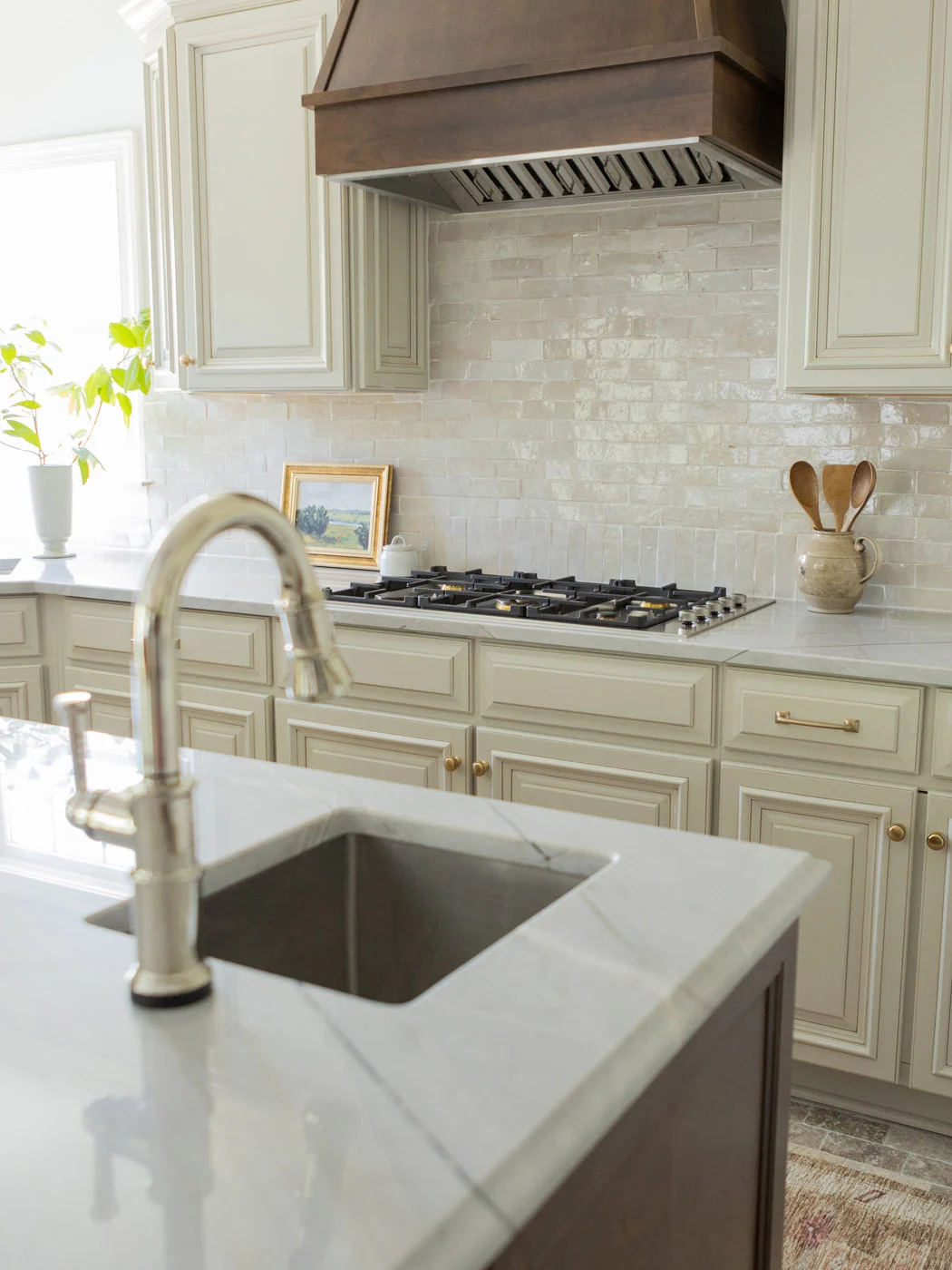 Gweneth kitchen island with marble countertop