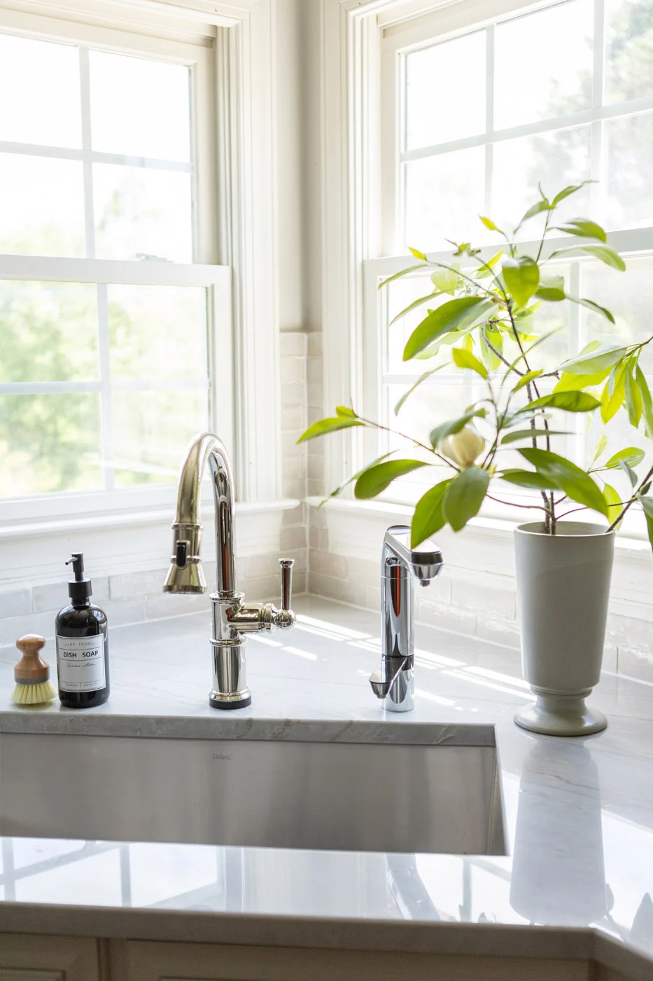 Gweneth kitchen corner sink with zellige tile