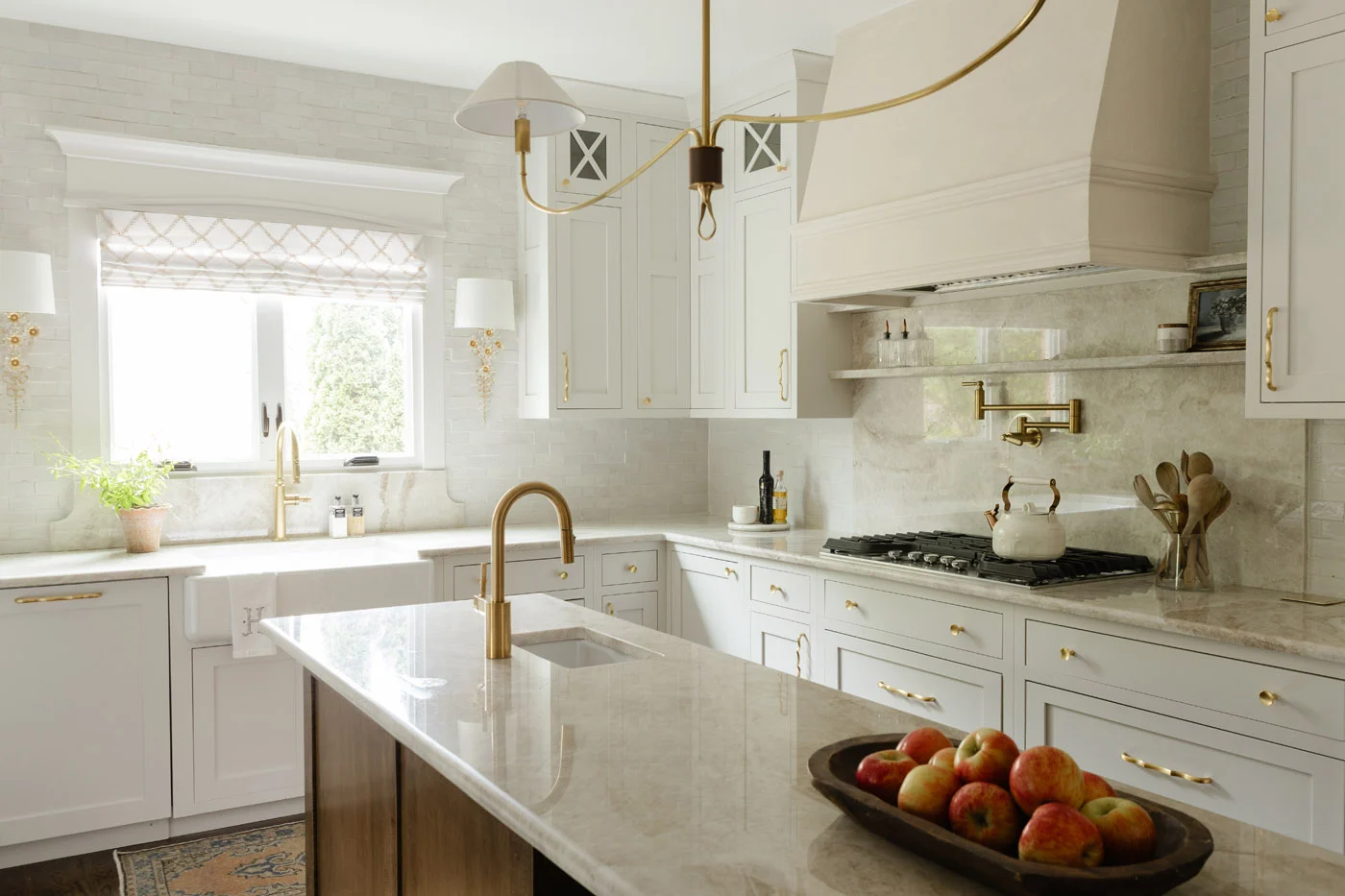Scotsman Lane kitchen with marble island
